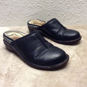 UGG Kohala mule clogs leather sheepskin black 7